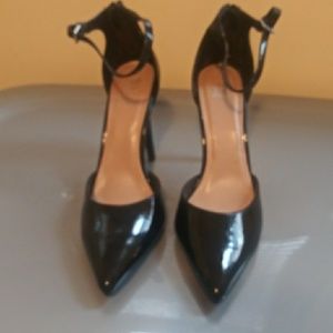 Black heels for a night out or for work.